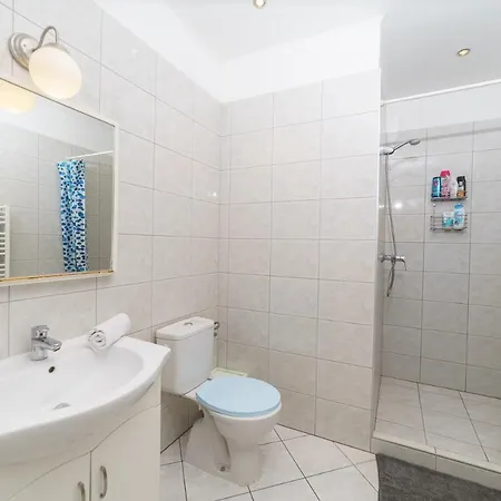 Apartment Cityscape Budget Nyugati